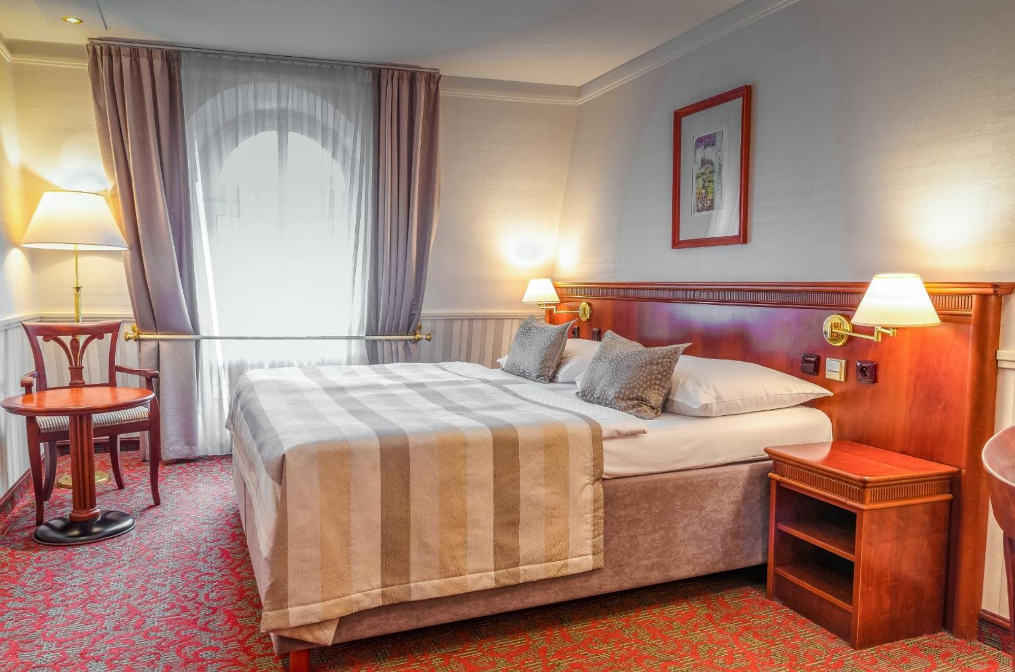 Double or Twin Room,1274947888:JPEG